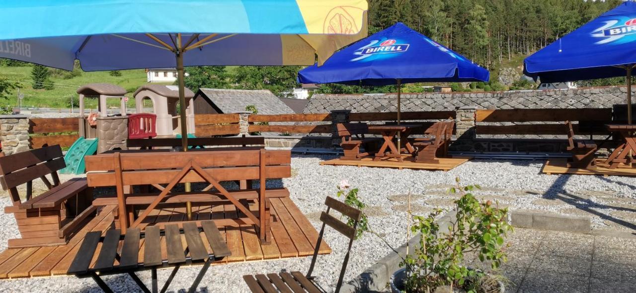 Hotel Zlaty Potok Nicov  Екстер'єр фото