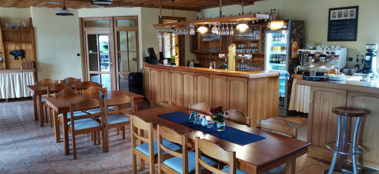 Hotel Zlaty Potok Nicov  Екстер'єр фото
